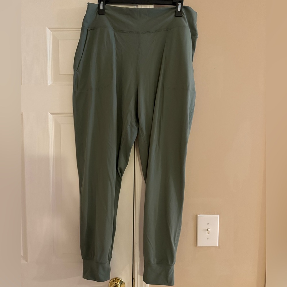 Women's Green Joggers